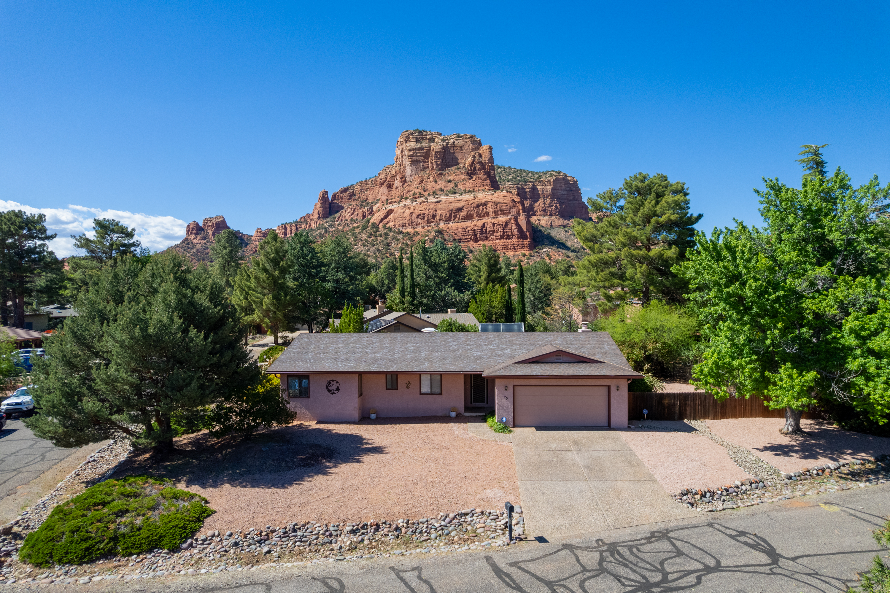 75 Wild Turkey Road — Sedona interior